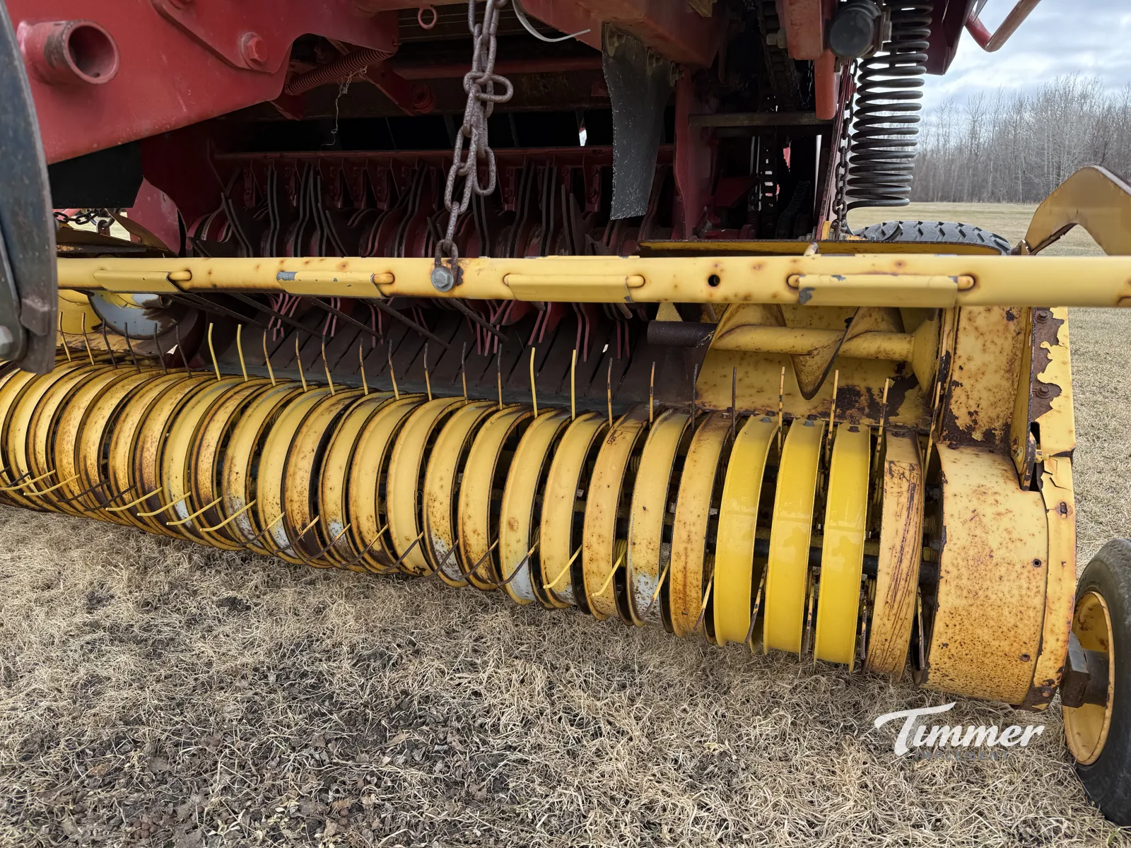 2009 New Holland BR7070 photo 12