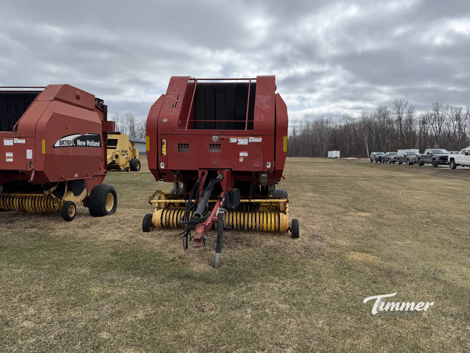 2009 New Holland BR7070 photo 2