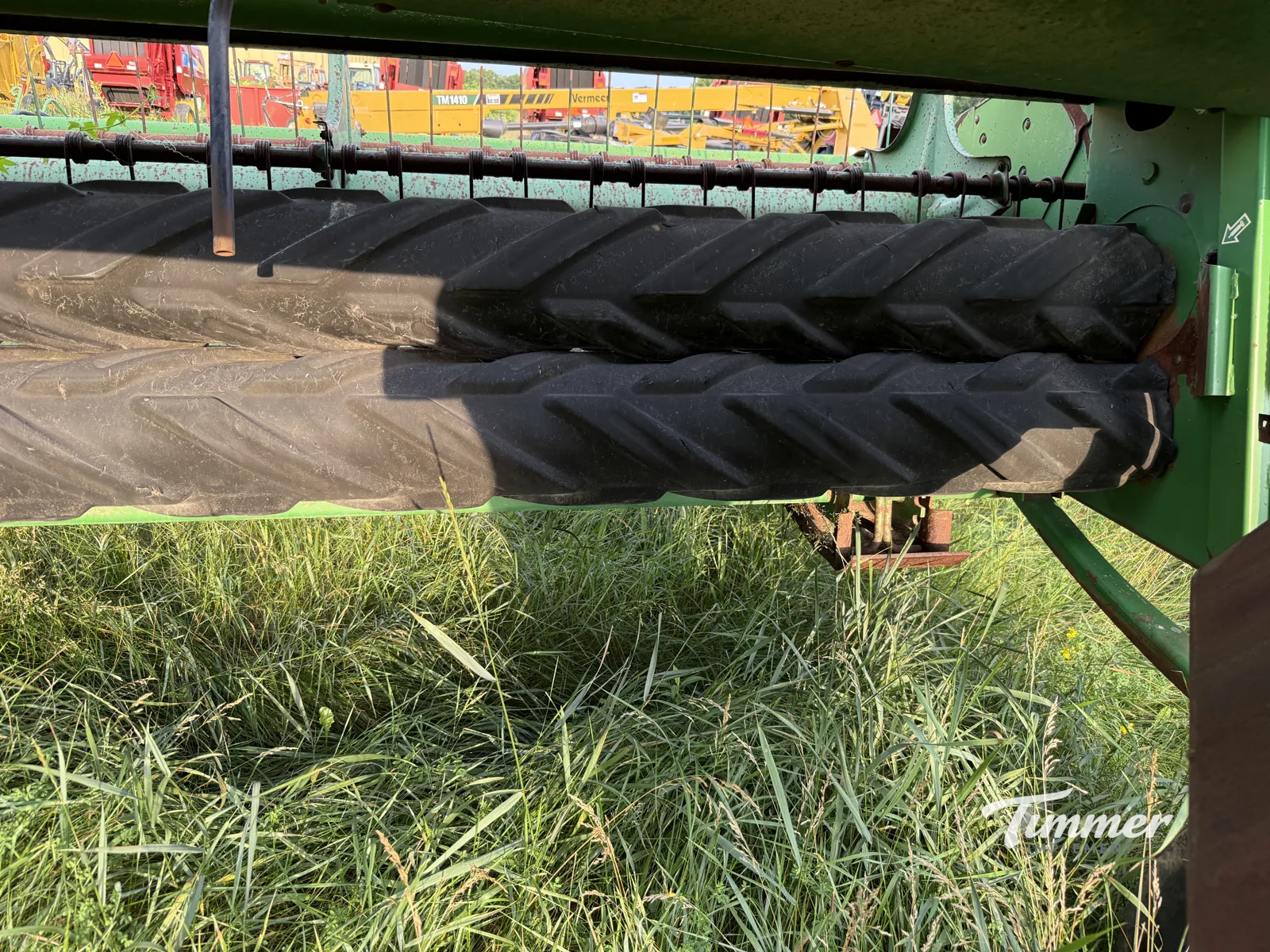 1996 John Deere 820 photo 5