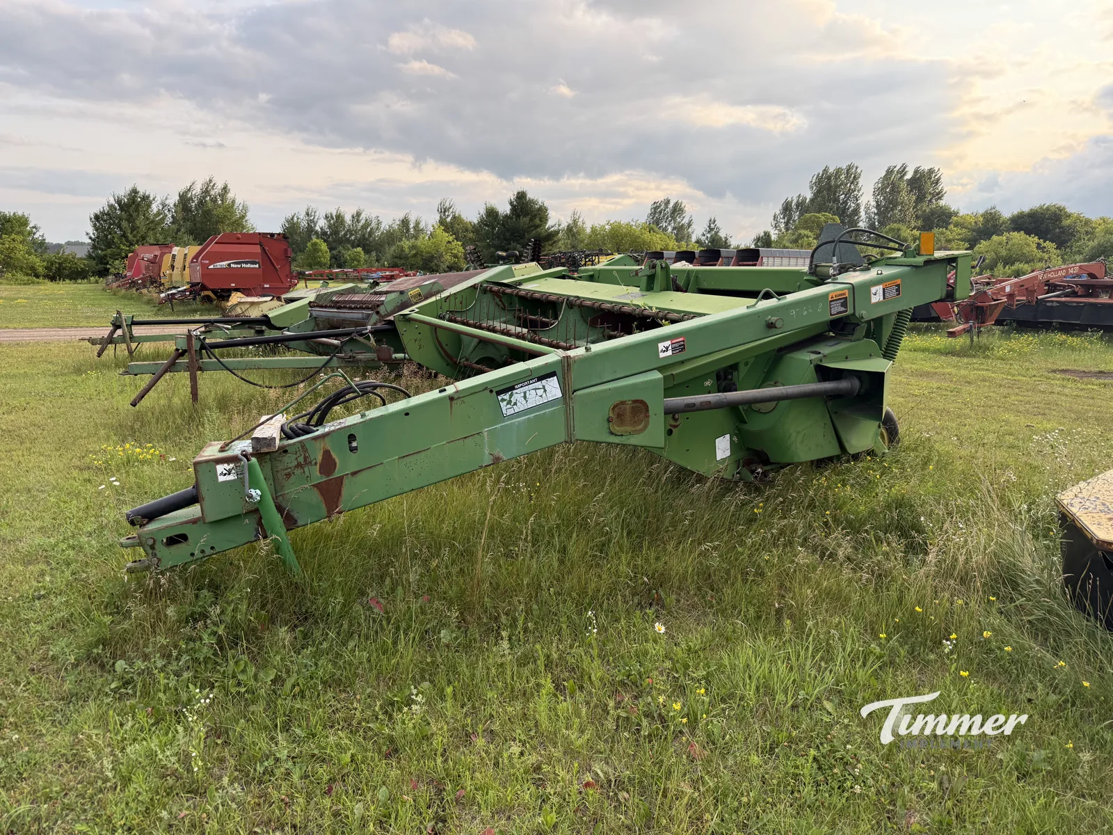 1996 John Deere 820 photo 2