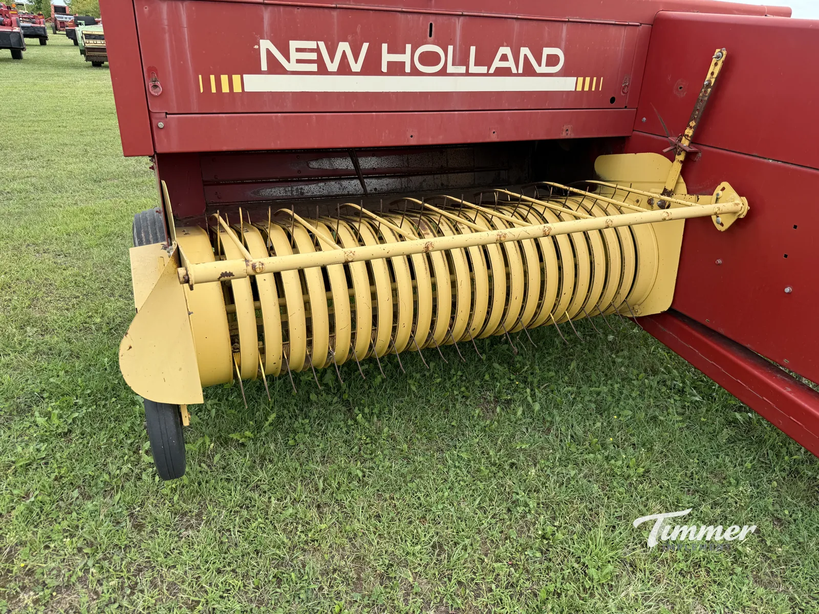 1992 New Holland 565 photo 8