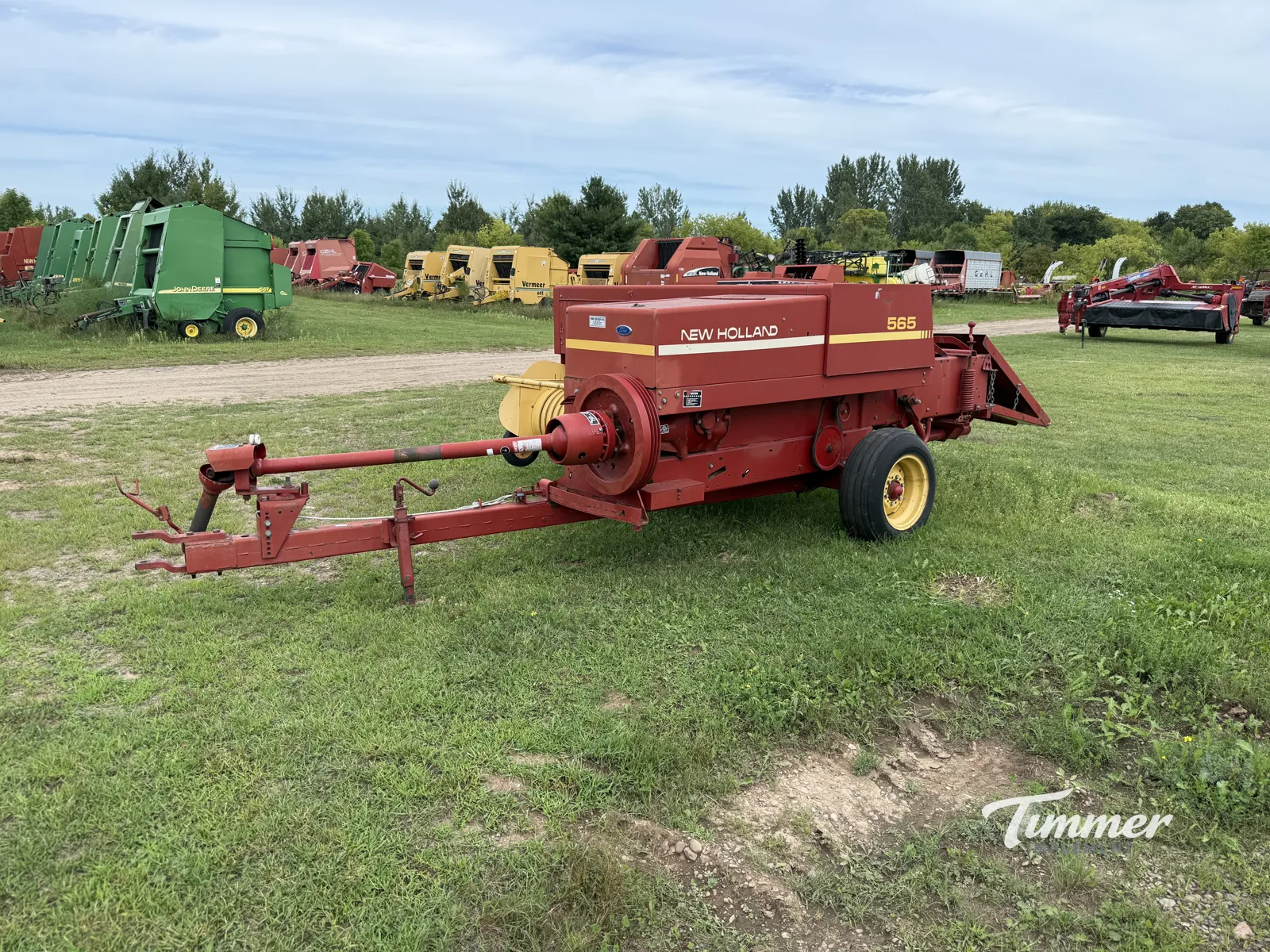 1992 New Holland 565 photo 3