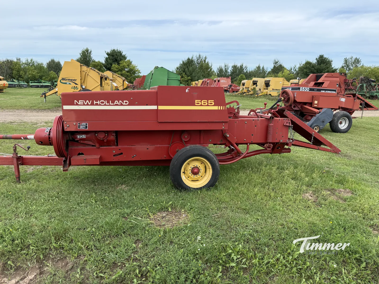 1992 New Holland 565 photo 4