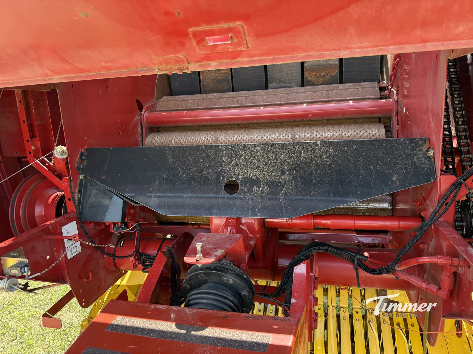 2012 New Holland BR7070 photo 10