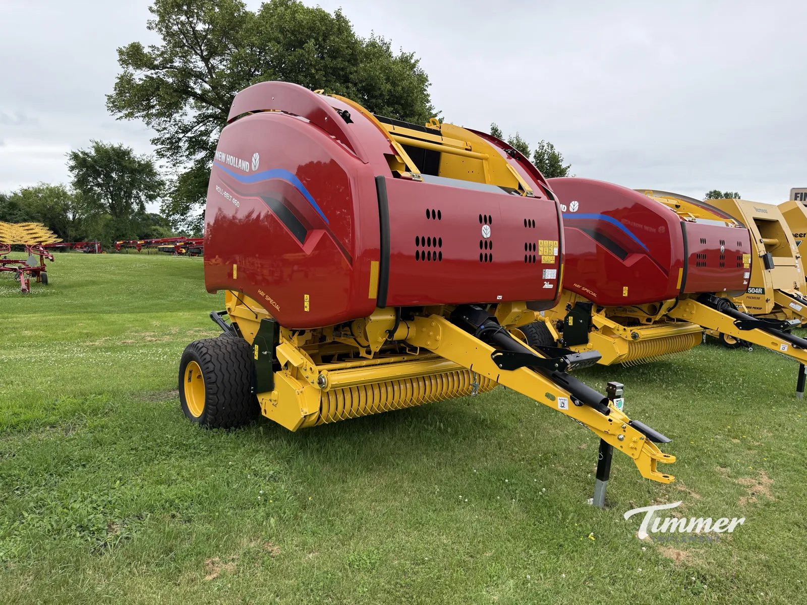 NEW 2025 New Holland Roll-Belt 460