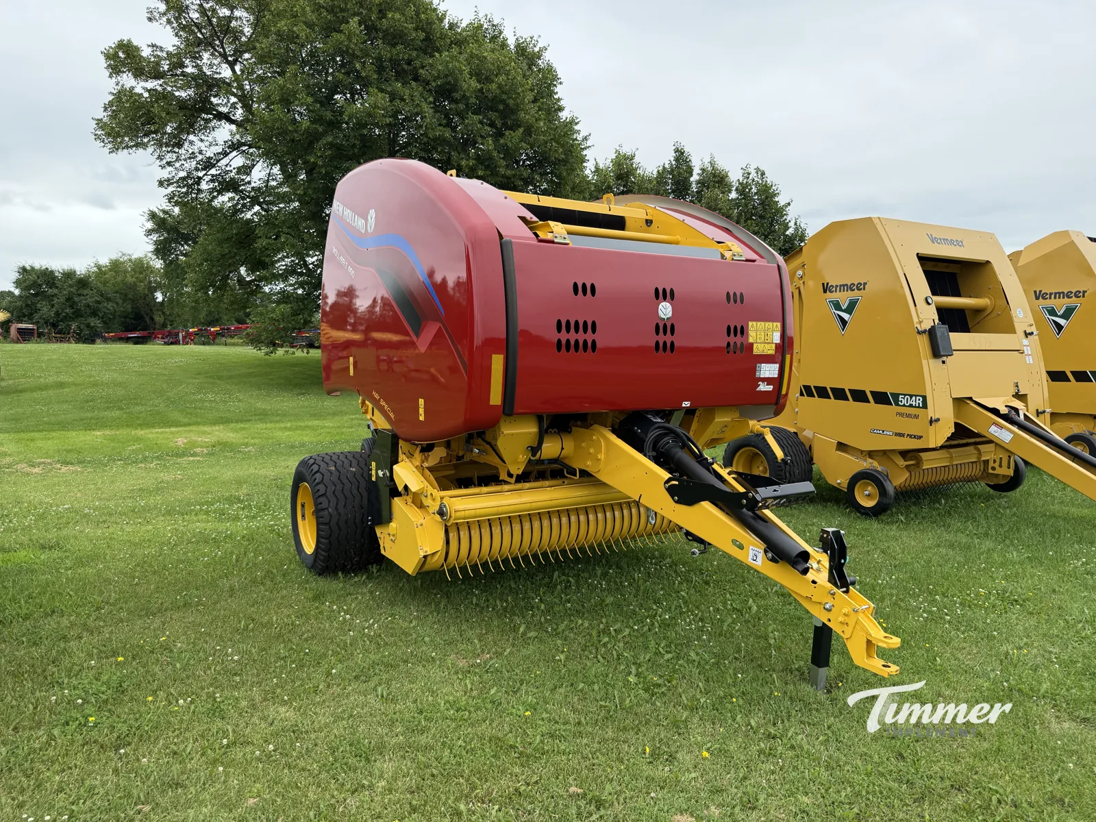 NEW 2025 New Holland Roll-Belt 450