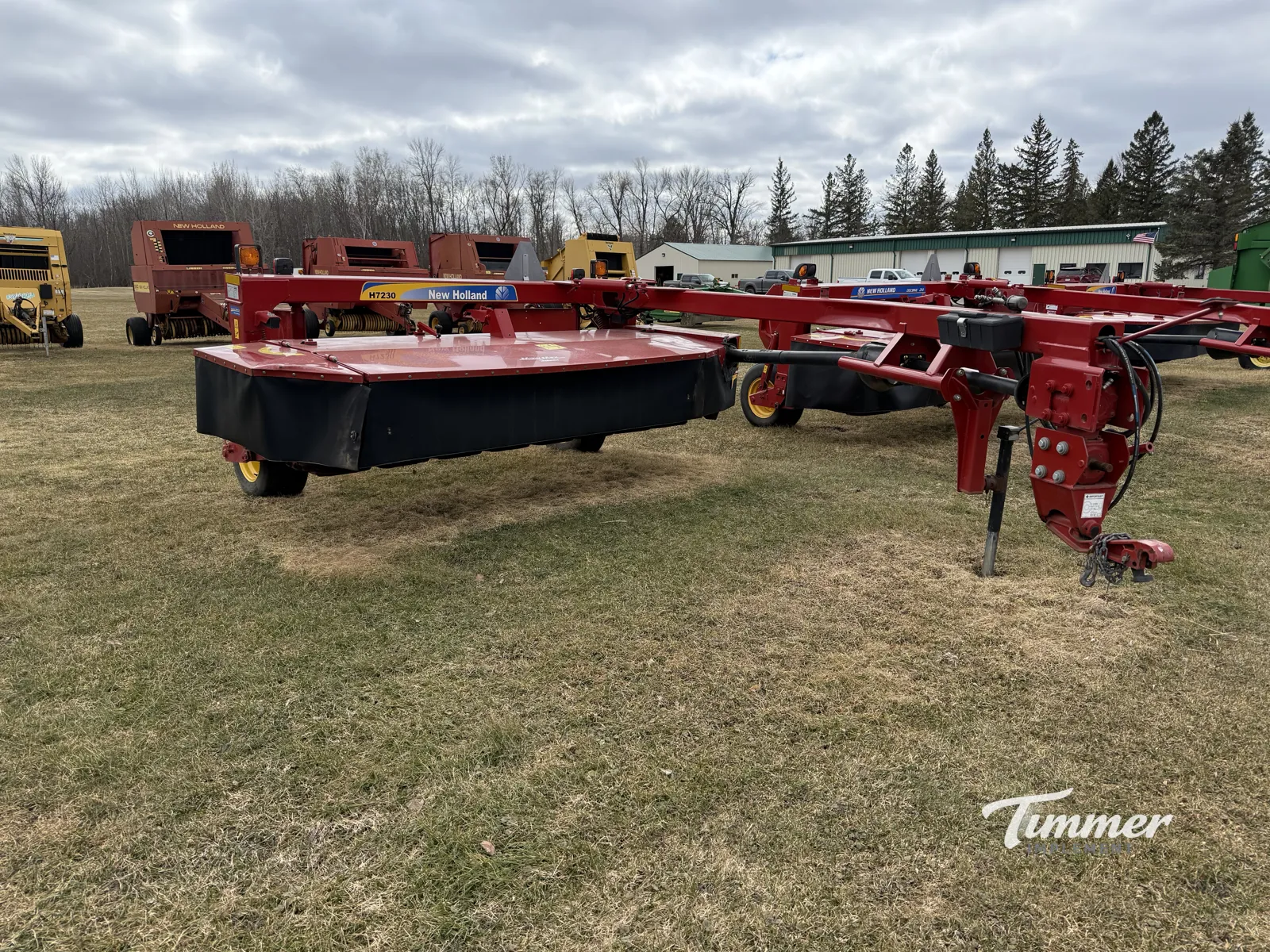 2017 New Holland H7230
