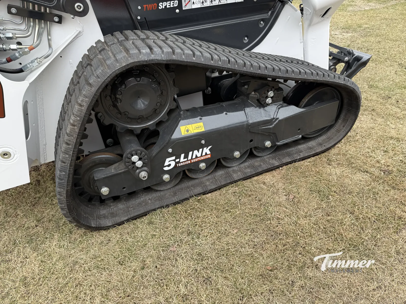 NEW 2025 Bobcat T66 photo 2