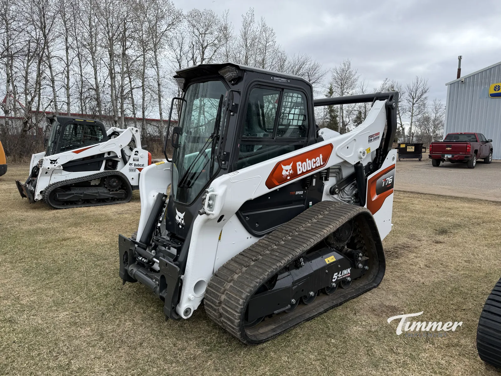 NEW 2025 Bobcat T76 photo 3