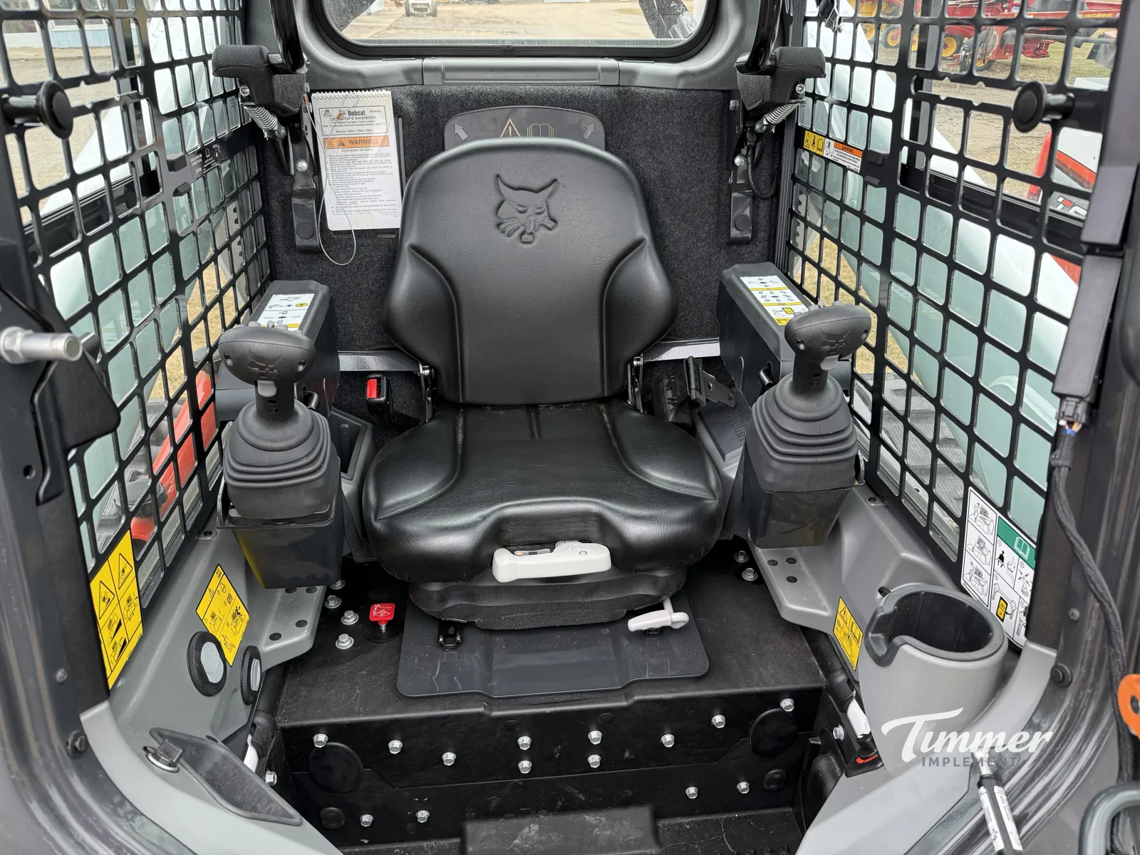 NEW 2024 Bobcat T650 photo 10