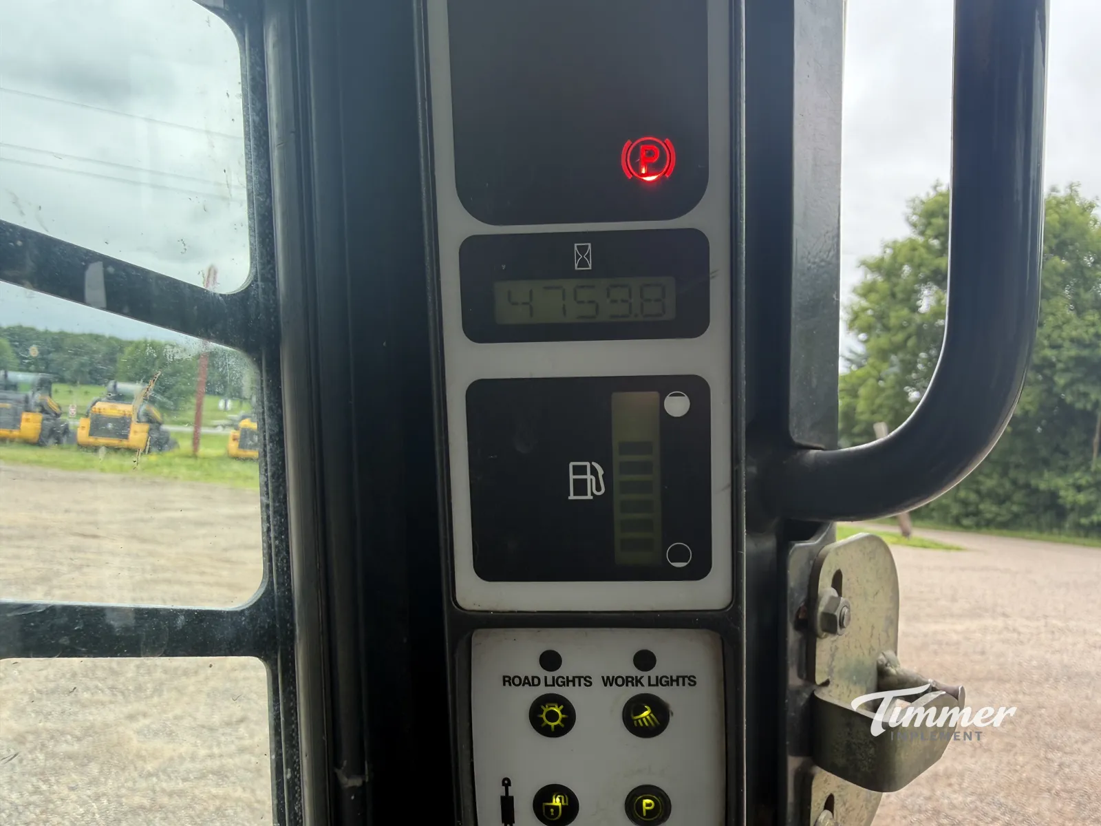 2010 New Holland L160 photo 8