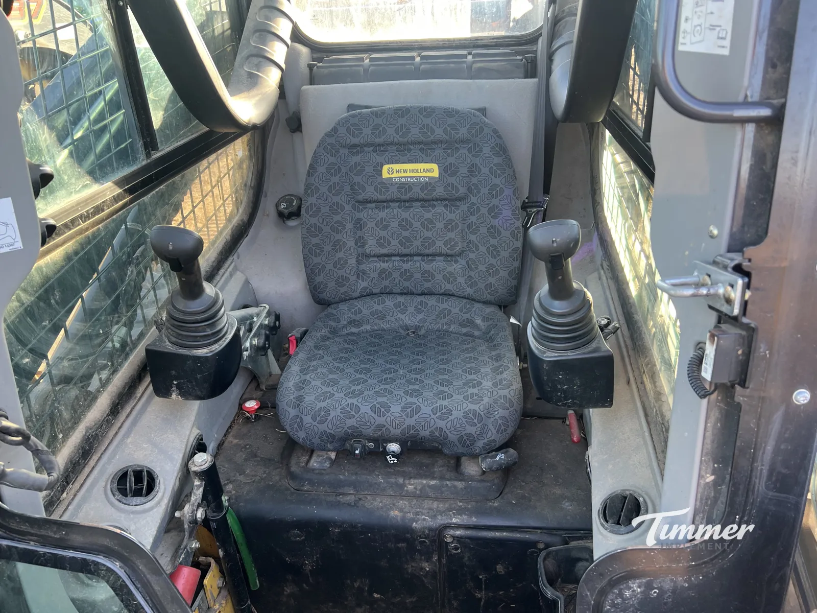 2020 New Holland C332 photo 9