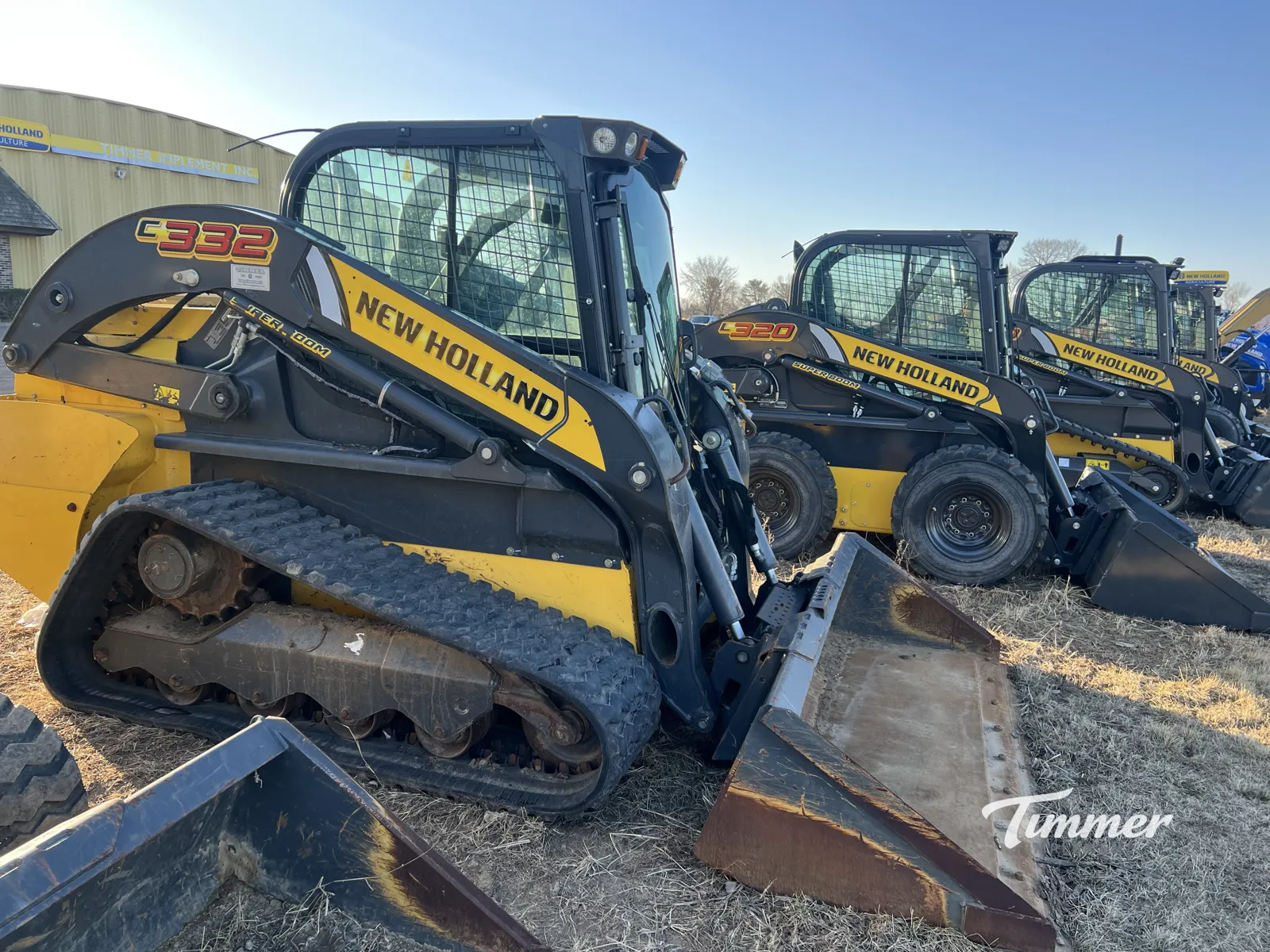 2020 New Holland C332