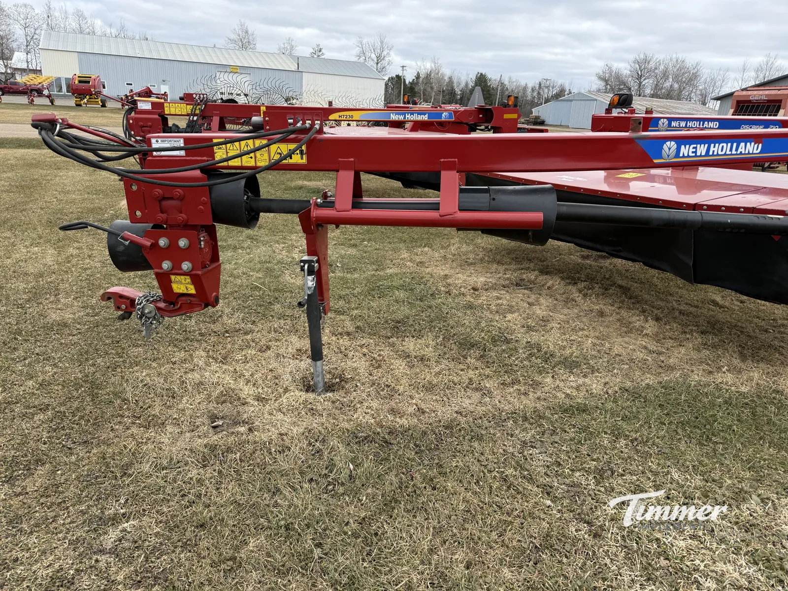 2019 New Holland 210R photo 5