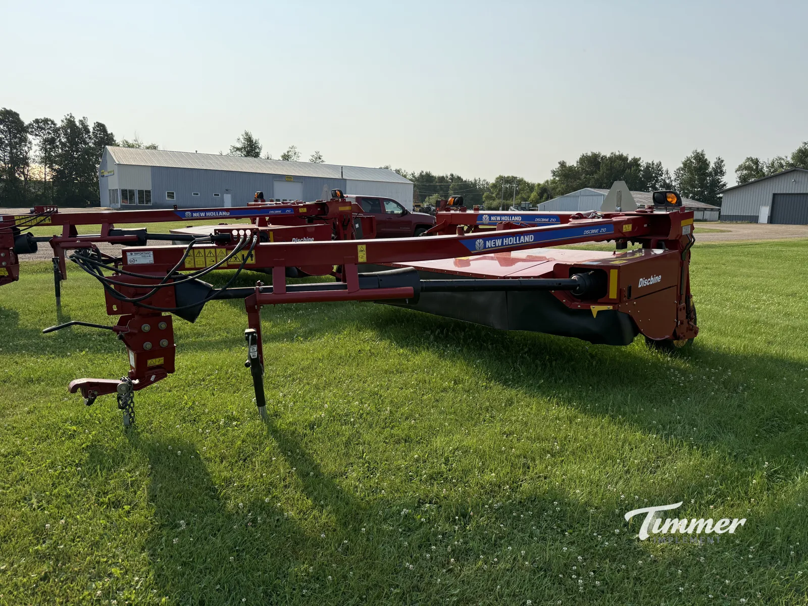 2023 New Holland 210R photo 3