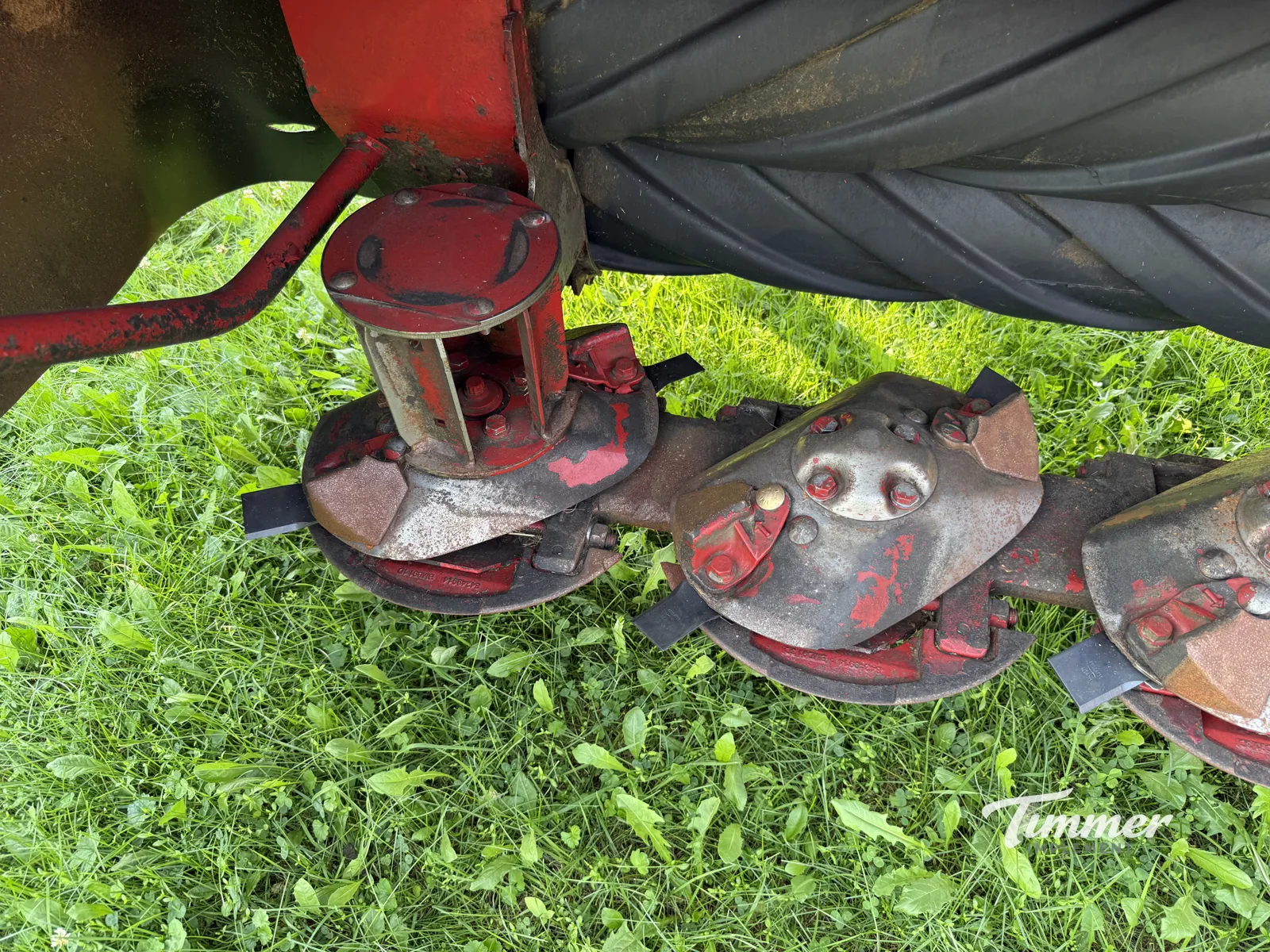 2023 New Holland 210R photo 9