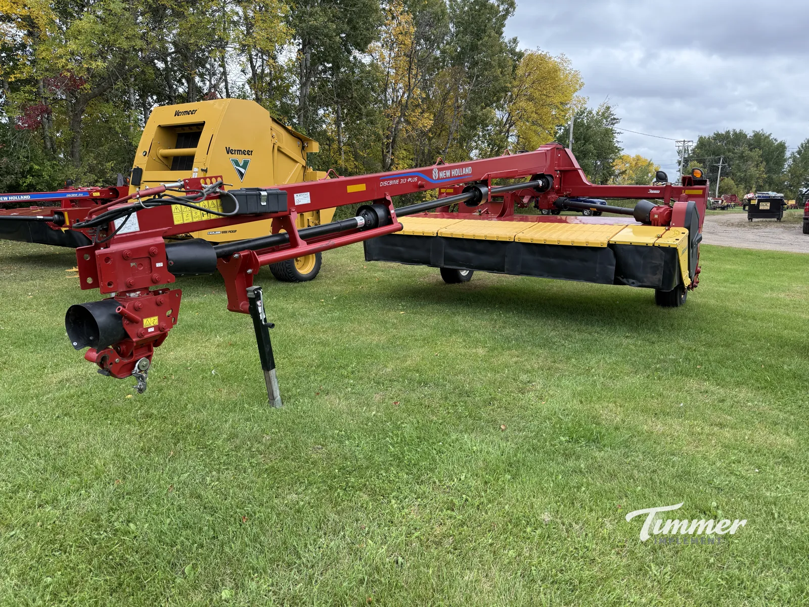 2023 New Holland 313R Plus photo 2